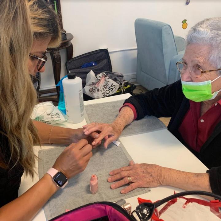 Entertainment for Elderly Kendall
